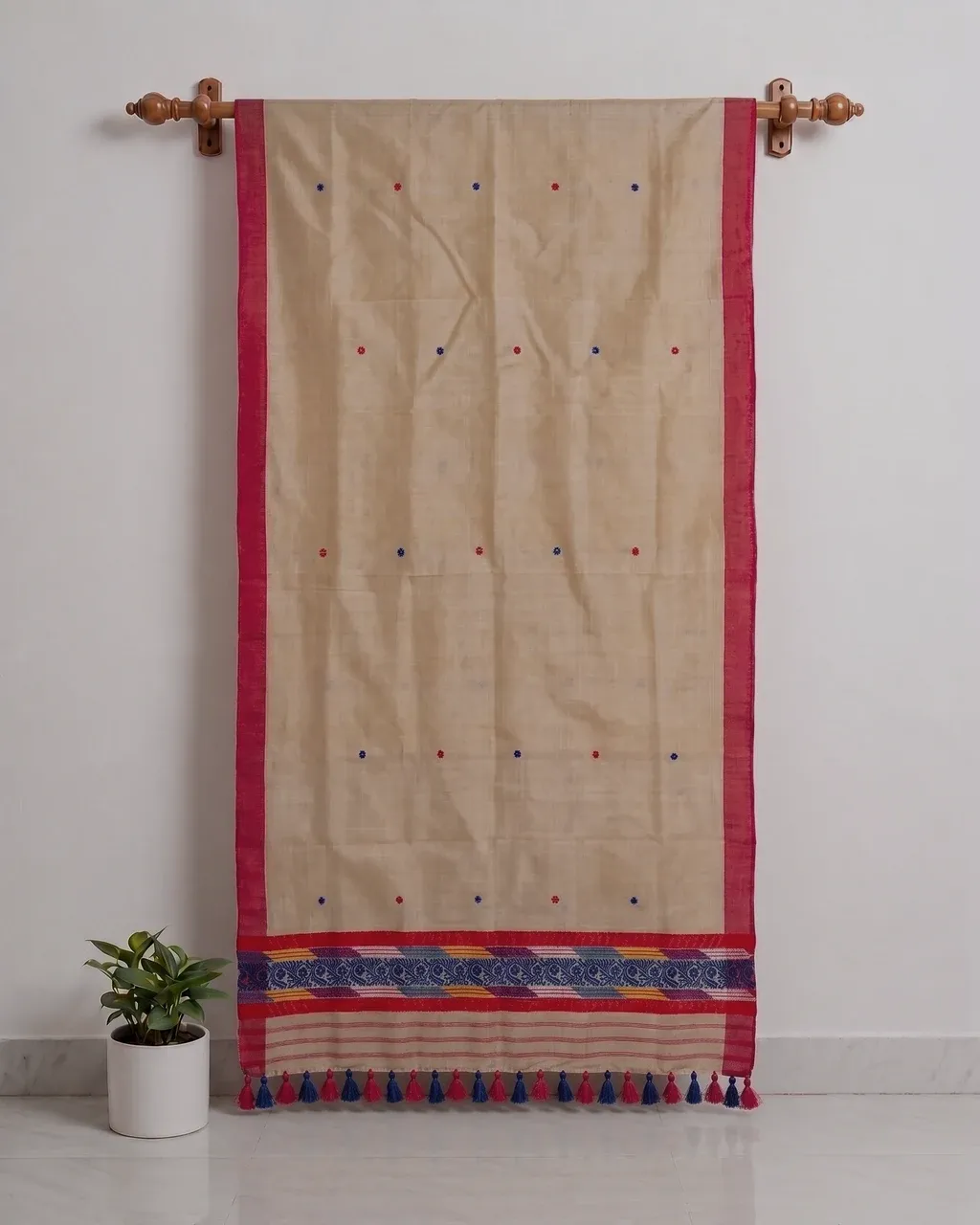 Kola Toss silk single sador with red blue buta, red side pari, and blue phulam ghai phul