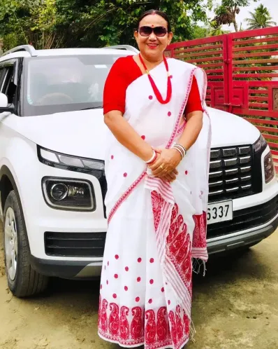 Happy Customer: Sakuntala Pawe
