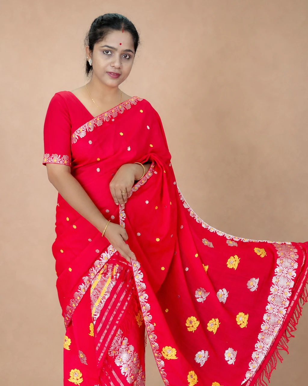 Red Kesa Paat cotton mekhela sador jura with xoru phul buta, phulam pari, phulam ghai phul, and matching blouse piece