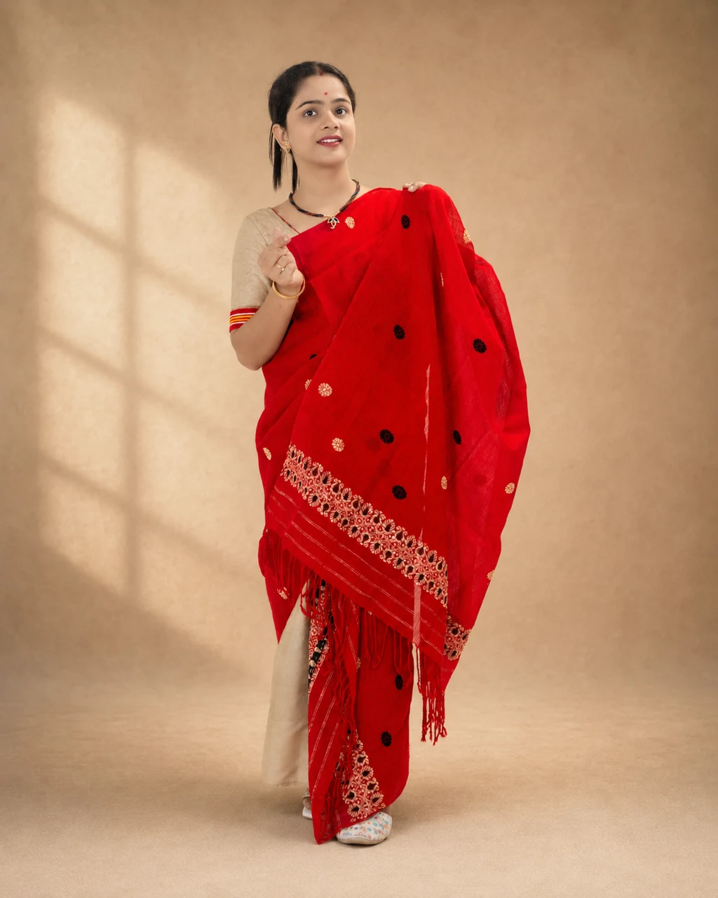 Red Kesa Paat Cotton single sador with woven motifs